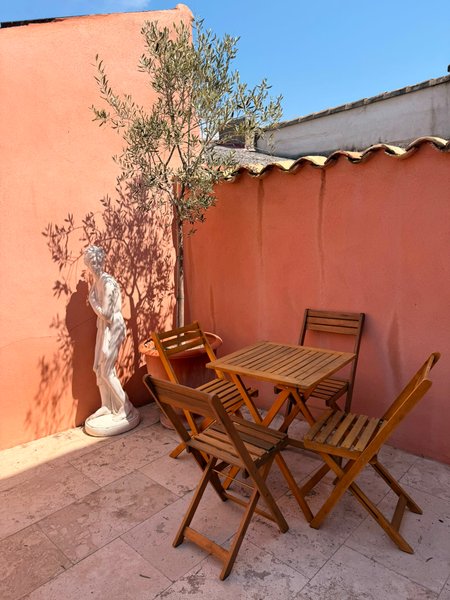Hébergement AbracadaRoom : L'Escale Romaine • Expérience Unique • Centre Orange - Image 17