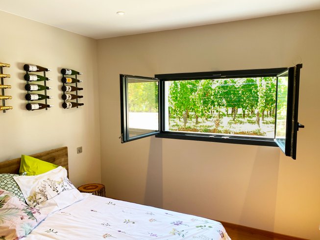 Hébergement AbracadaRoom : La Chambre aux Bouteilles - Expérience oenologique - Image 4