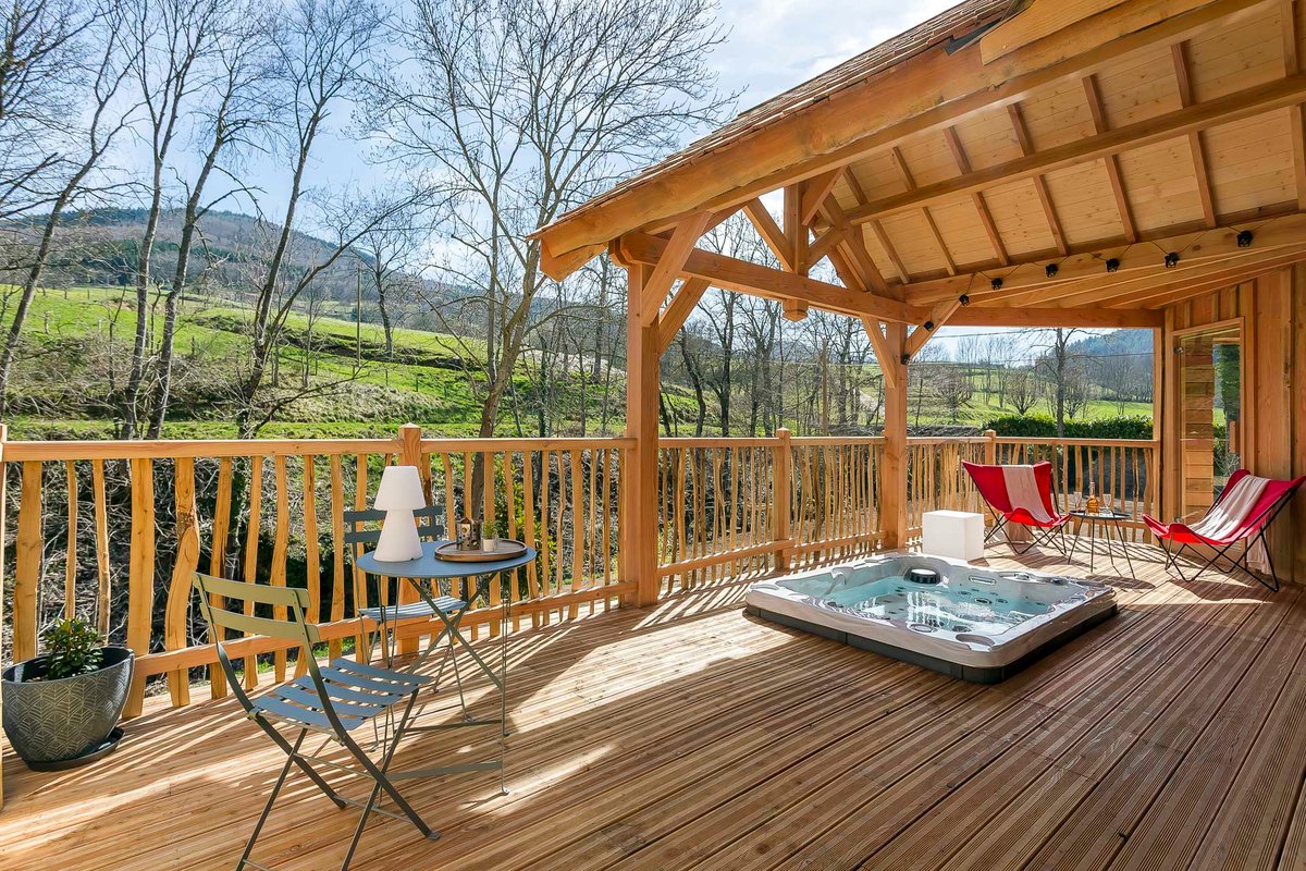 Cabane Laurier & SPA à Satillieu (8)