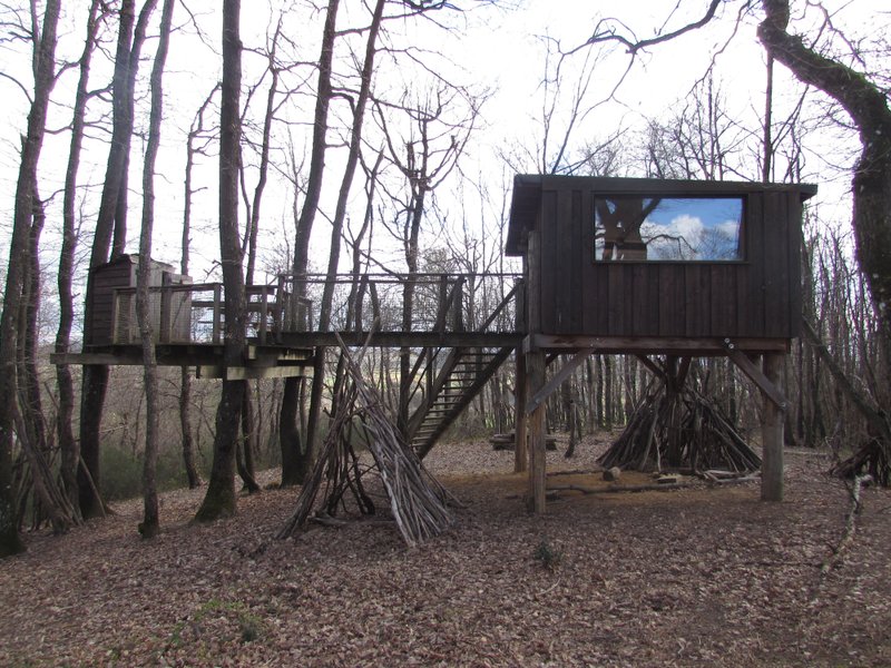 Hébergement AbracadaRoom : Cabane Piste aux Étoiles – nuit insolite sous toit vitré, jusqu’à 6 personnes, Drôme - Image 2