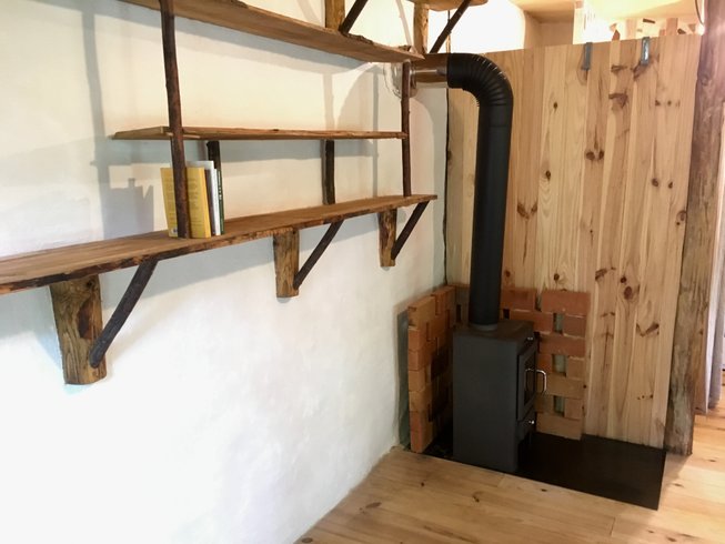 Hébergement AbracadaRoom : Petite cabane en terre-paille - Image 3