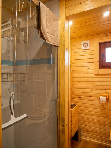 Hébergement AbracadaRoom : Roulotte Les Mésanges — Bohème Roumaine - Image 7