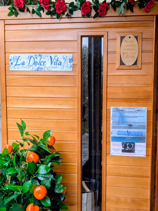 Nuit insolite avec Spa, sauna et jardin privatifs immersion en ITALIE à Le Passage D'agen (8)