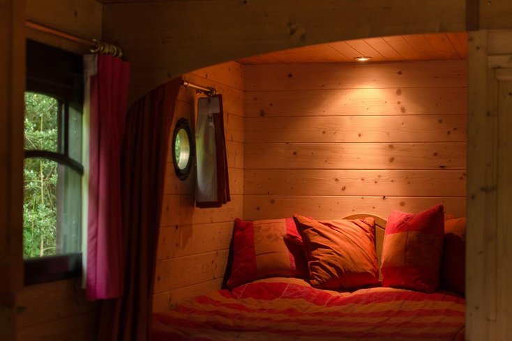 Hébergement AbracadaRoom : La Roulotte Broceliande - Image 2