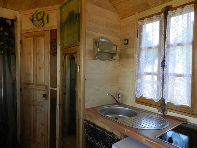 Hébergement AbracadaRoom : La Roulotte de Campras - Image 12