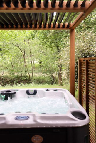 Hébergement AbracadaRoom : Chalet Romantique & Spa - Image 1