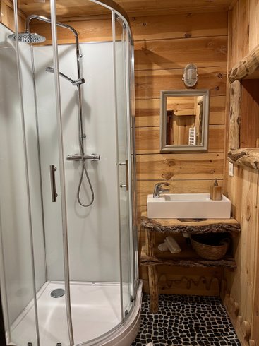Hébergement AbracadaRoom : Cabane perchée Cosy Famille - Image 10