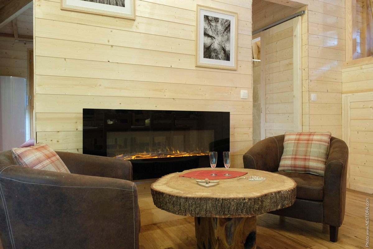 La Cabane du Grand Chêne & Spa à La Bussiere (26)