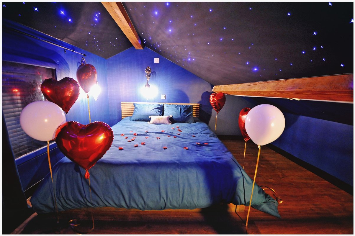 La suite 7ième ciel ÉTOILÉ, SPA XXL, 5 min du centre à Bourgoin Jallieu (1)