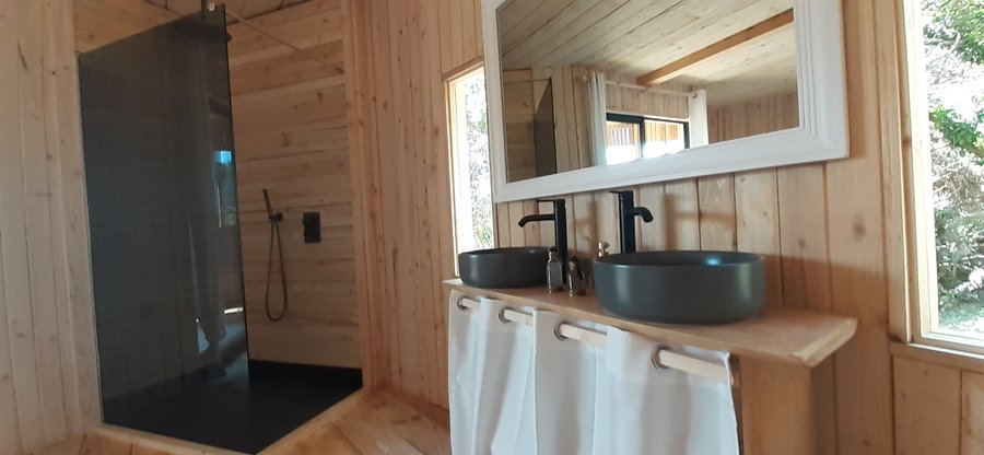 Hébergement AbracadaRoom : Cabane l'Albitru - Image 21