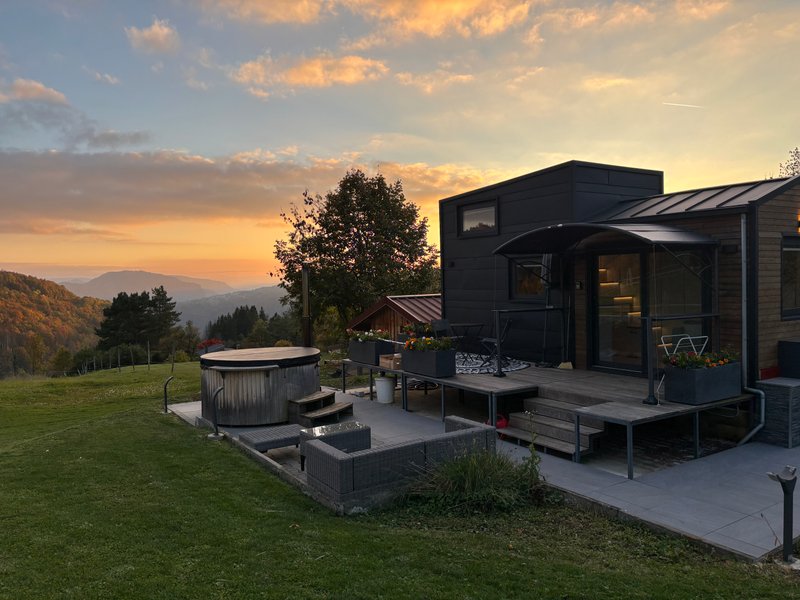 Hébergement AbracadaRoom : Tiny house Athena & Spa - Image 12