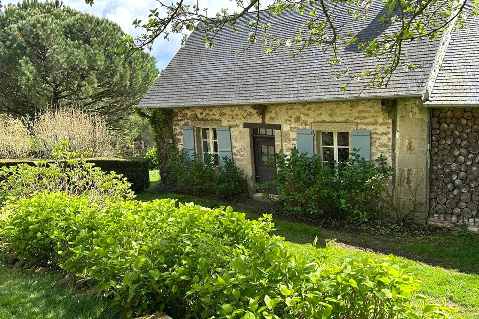 Hébergement UnicStay : Le Cottage à Meyrignac L’eglise