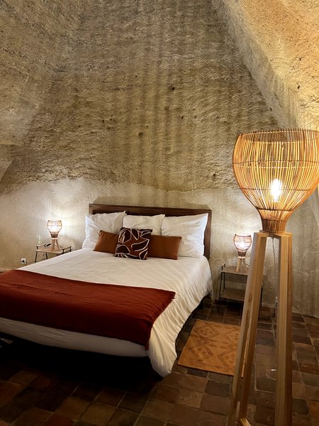 Hébergement AbracadaRoom : Entre Nous - Au Troglo & Spa - Image 2