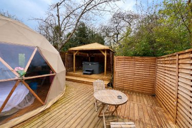 Dôme Fiore avec jacuzzi à Nanteuil Les Meaux (3)