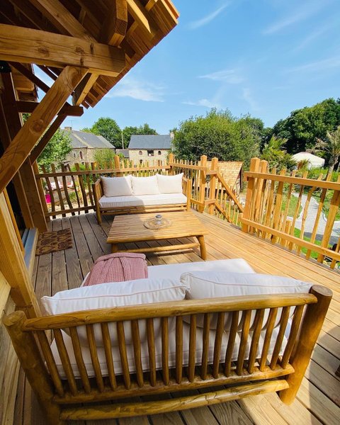 Hébergement AbracadaRoom : Le Repaire du dragon, château féérique avec SPA - Image 3