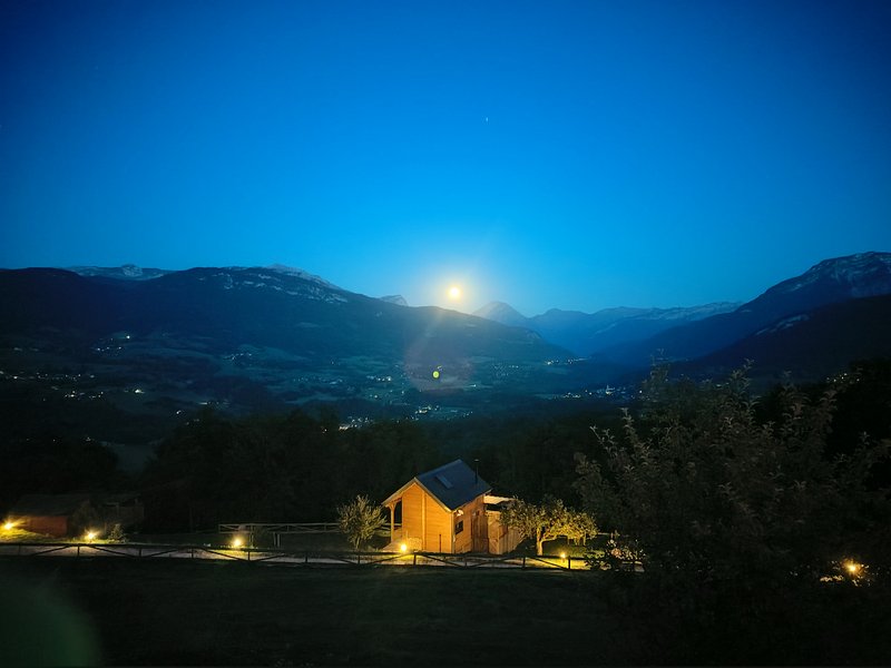 Hébergement AbracadaRoom : Le Dôme des Bauges & sa vue imprenable - Image 14