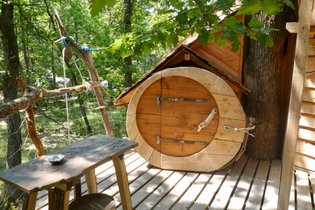 Cabane dans les arbres Vosges
