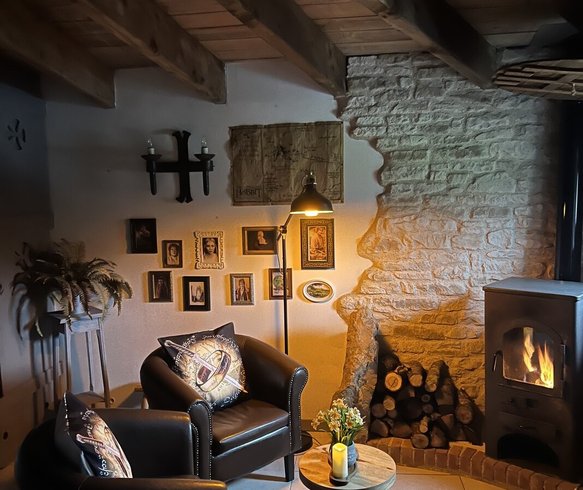 Hébergement AbracadaRoom : Maison Hobbit - Image 15