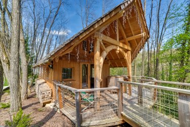 Cabane Spa des Cyprès à Corcelle-Mieslot (3)