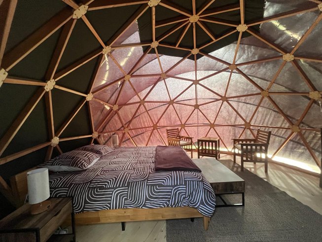 Hébergement AbracadaRoom : Le Dôme Géodésique - La déconnexion en harmonie avec la nature. - Image 13