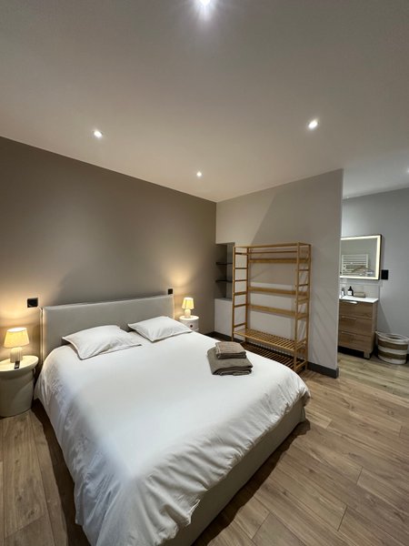 Hébergement AbracadaRoom : Mon Pigeonnier & Spa - Image 20