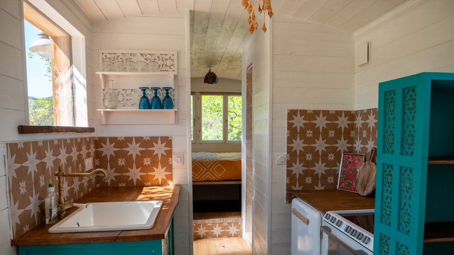 Hébergement AbracadaRoom : La Roulotte bohème - Image 7