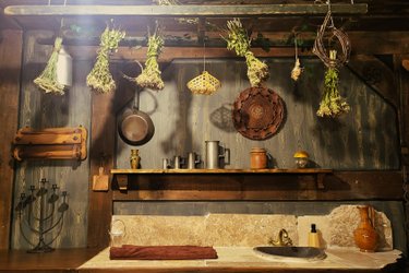 L'auberge du Trône à Saint-Étienne (1)