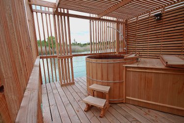 bain nordique sur terrasse-cabane spa elixir-séjour romantique-insolite-vaucluse-abracadaroom