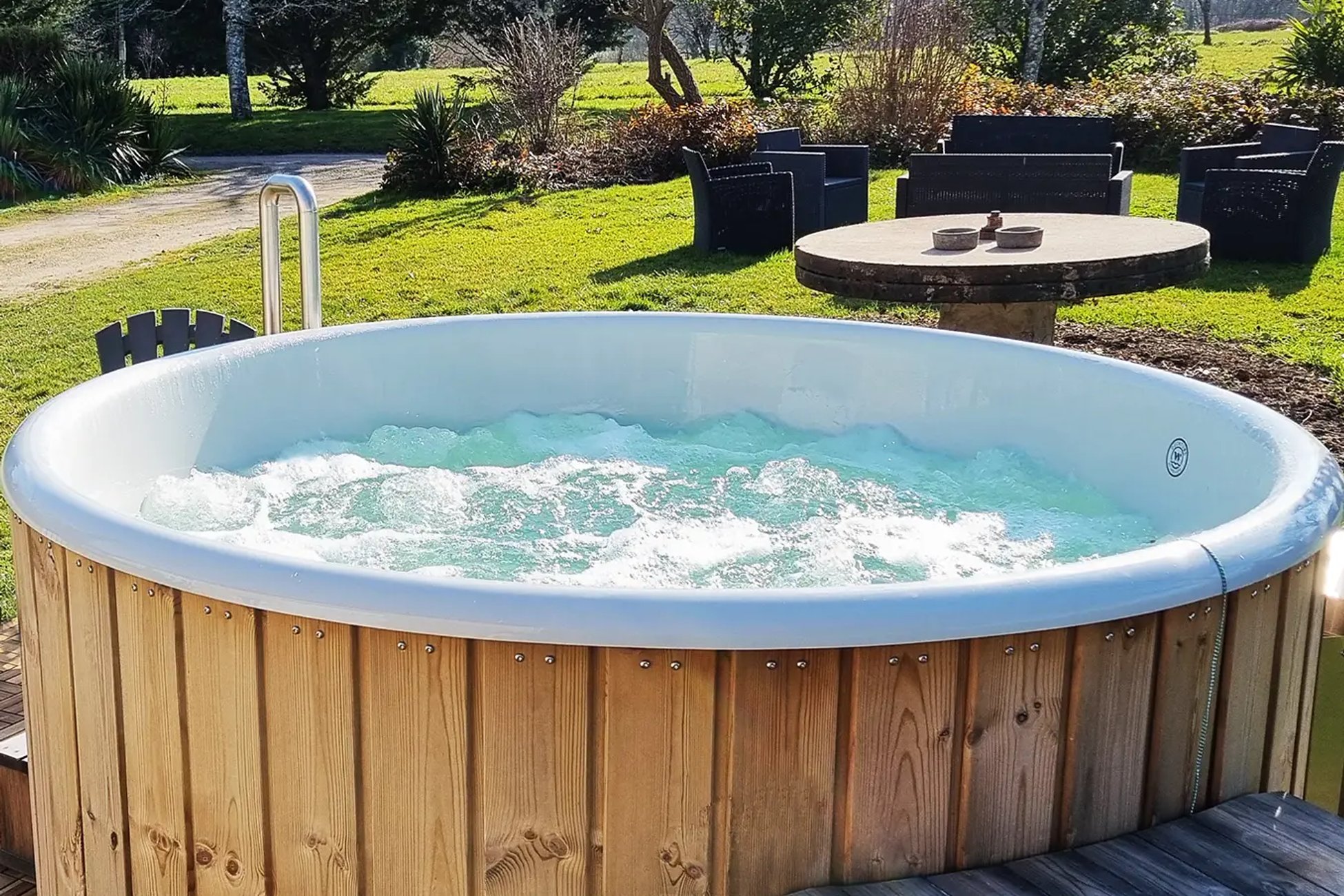 Hébergement UnicStay : Gite La Petite Clavelie Dordogne & Spa - 10 personnes à Riberac