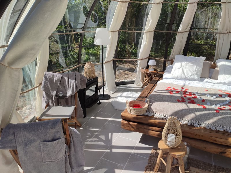 Domaine AbracadaRoom : Bulles d'Auvergne - Image 28