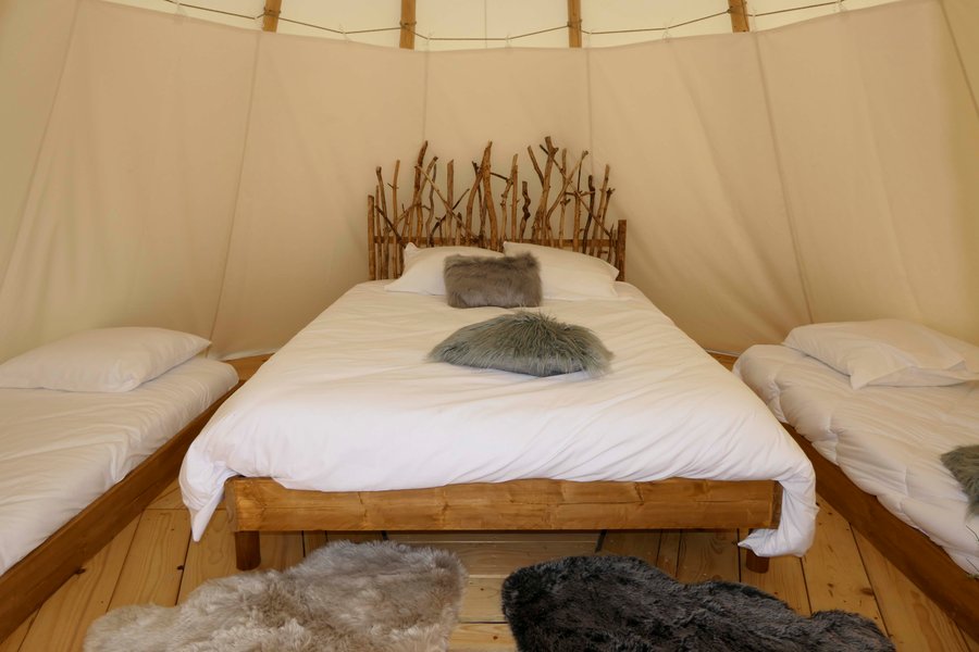 Hébergement AbracadaRoom : Le Tipi Vue sur Etang - Image 11