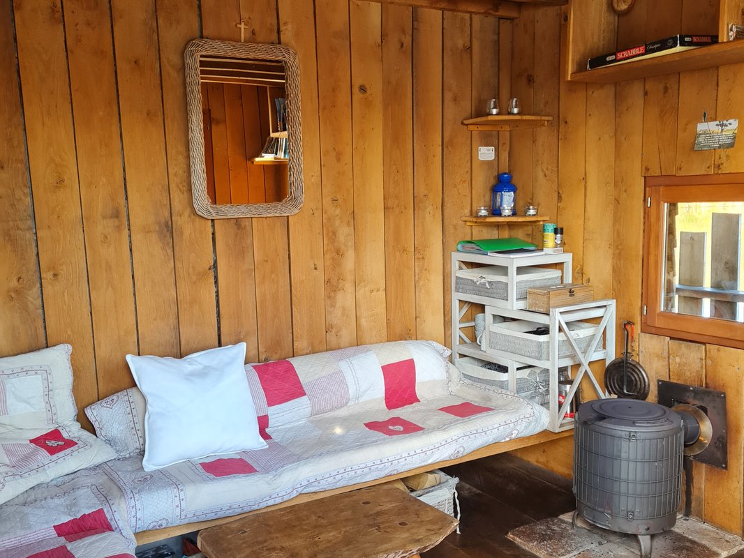 Cabane du Paraclet à Saint-Didier-Sur-Arroux (5)