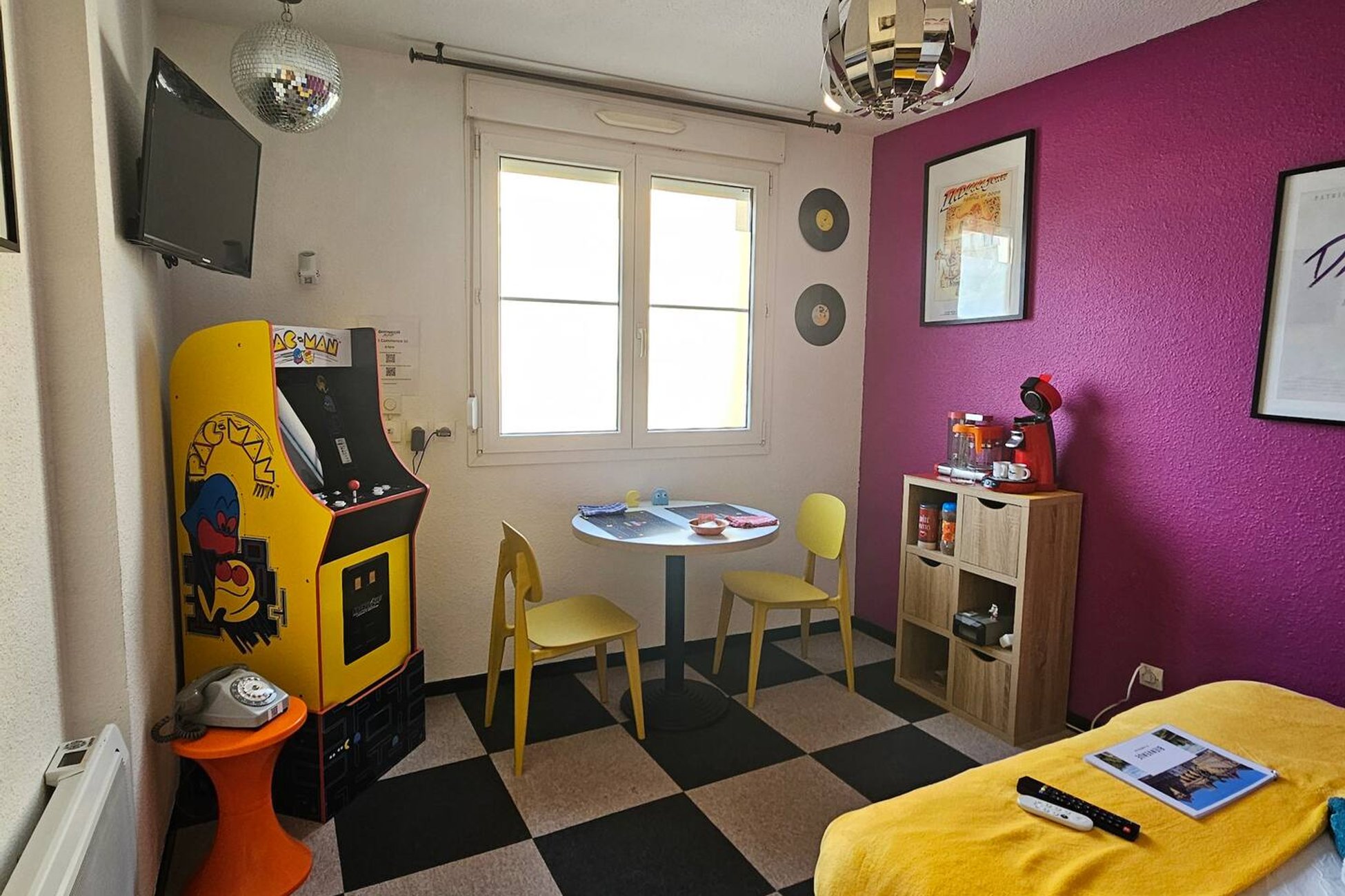 Hébergement UnicStay : Insolite -  Années 80 à Lunéville
