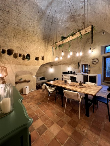 Hébergement AbracadaRoom : Entre Nous - Au Troglo & Spa - Image 1