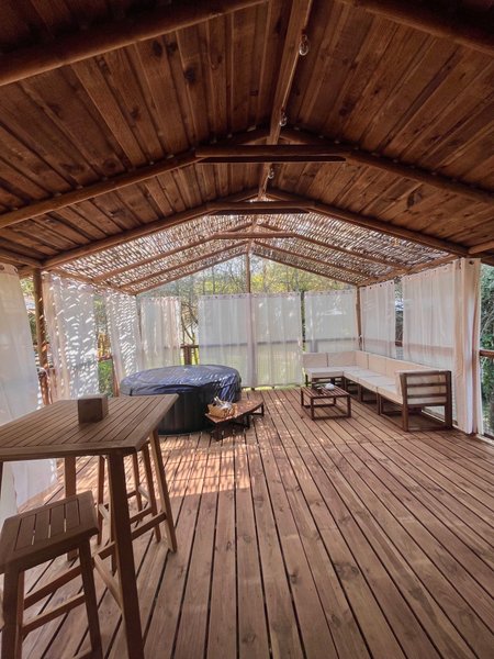 Hébergement AbracadaRoom : Cabane Romantique avec Jacuzzi - Image 9