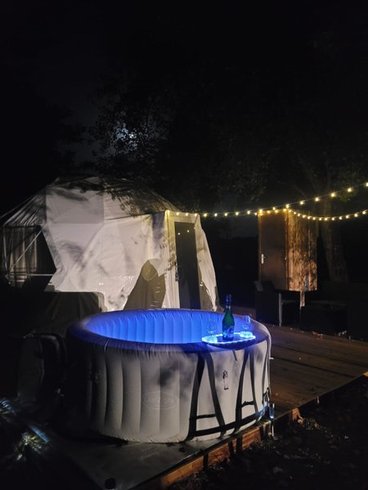 Hébergement AbracadaRoom : Le Dôme romantique du lac de la Cadie & Spa - Image 2