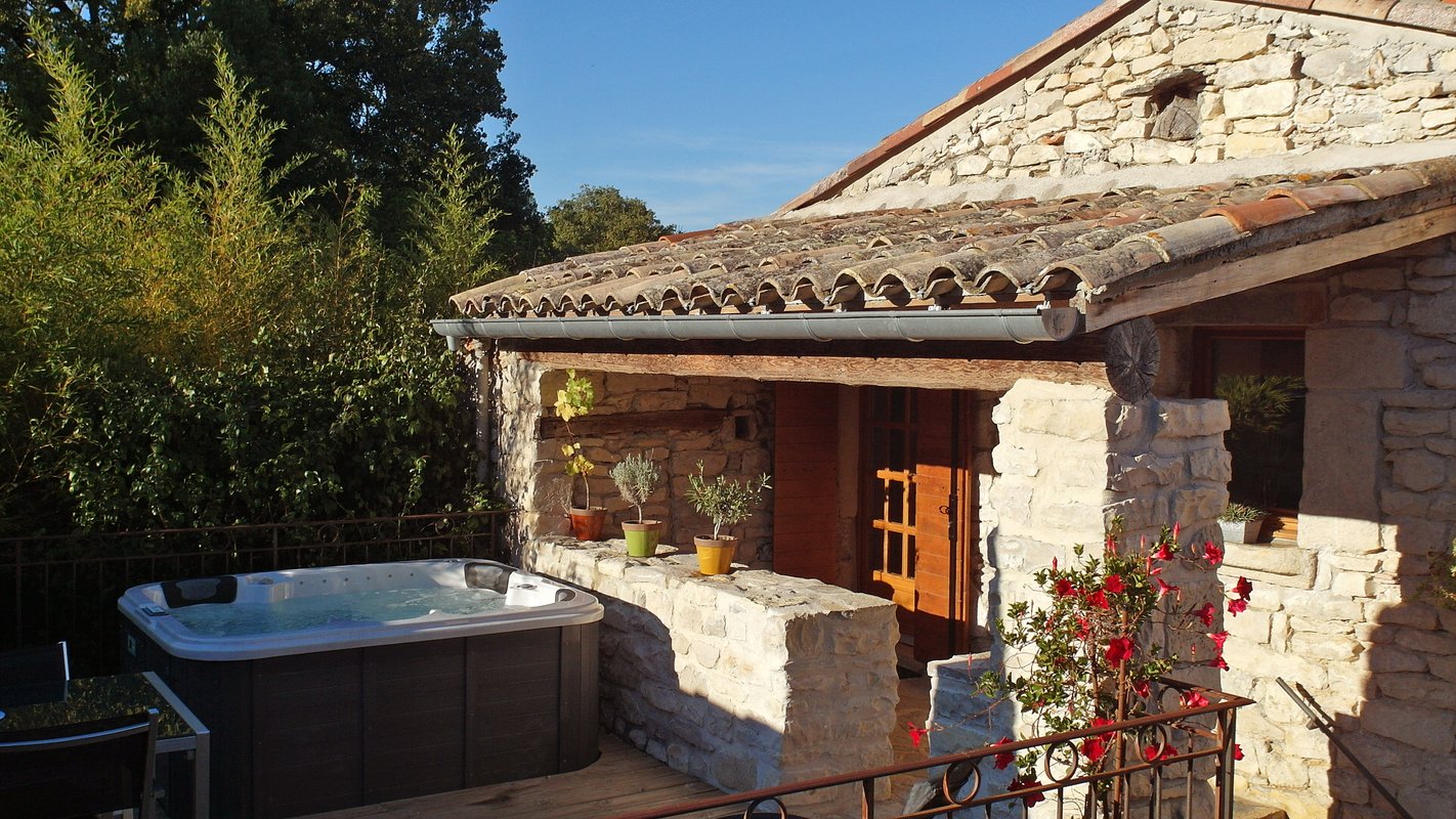 Pavillon Mathéo & Spa à Carnas (1)
