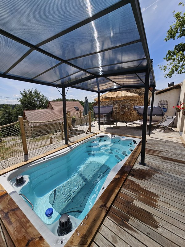 Les 3 Clefs de GaYa - Spa de nage, Sauna, lit hydromassant & relaxation immersive - 4pers. à Saint Jean Ligoure (3)