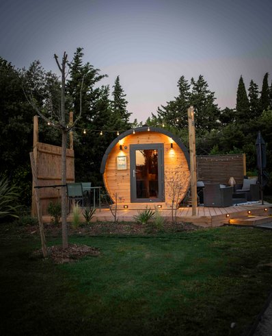 Hébergement AbracadaRoom : Hébergement Tonneau Prestige et sa piscine - Image 27