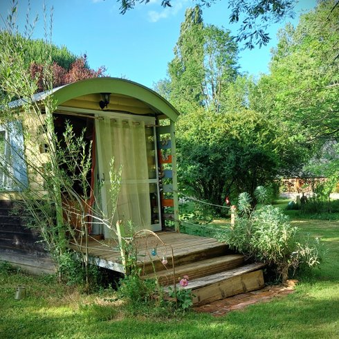 Hébergement AbracadaRoom : La roulotte, vagabonder sous le tilleul - Image 7