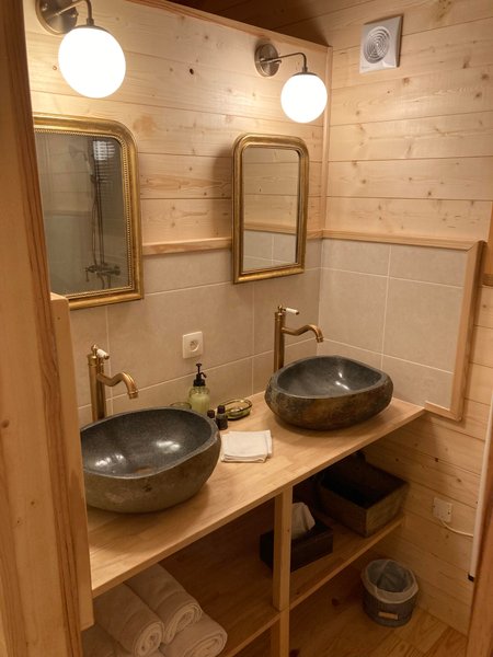 Hébergement AbracadaRoom : La cabane du Domaine des Ecus d'Or - Image 7