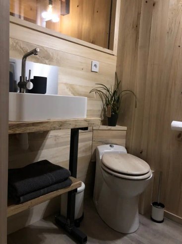 Hébergement AbracadaRoom : Cabane insolite avec spa privatif - Image 7