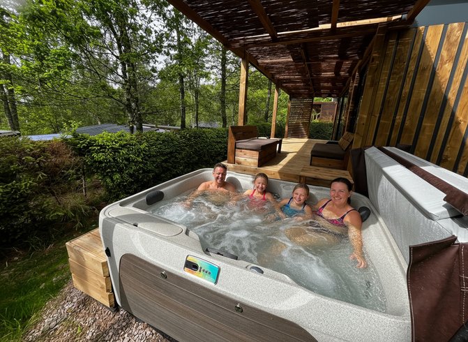 Hébergement AbracadaRoom : HY•Lødge Spa-4pers N°5 (Chalet nature avec spa privatif) - Image 1
