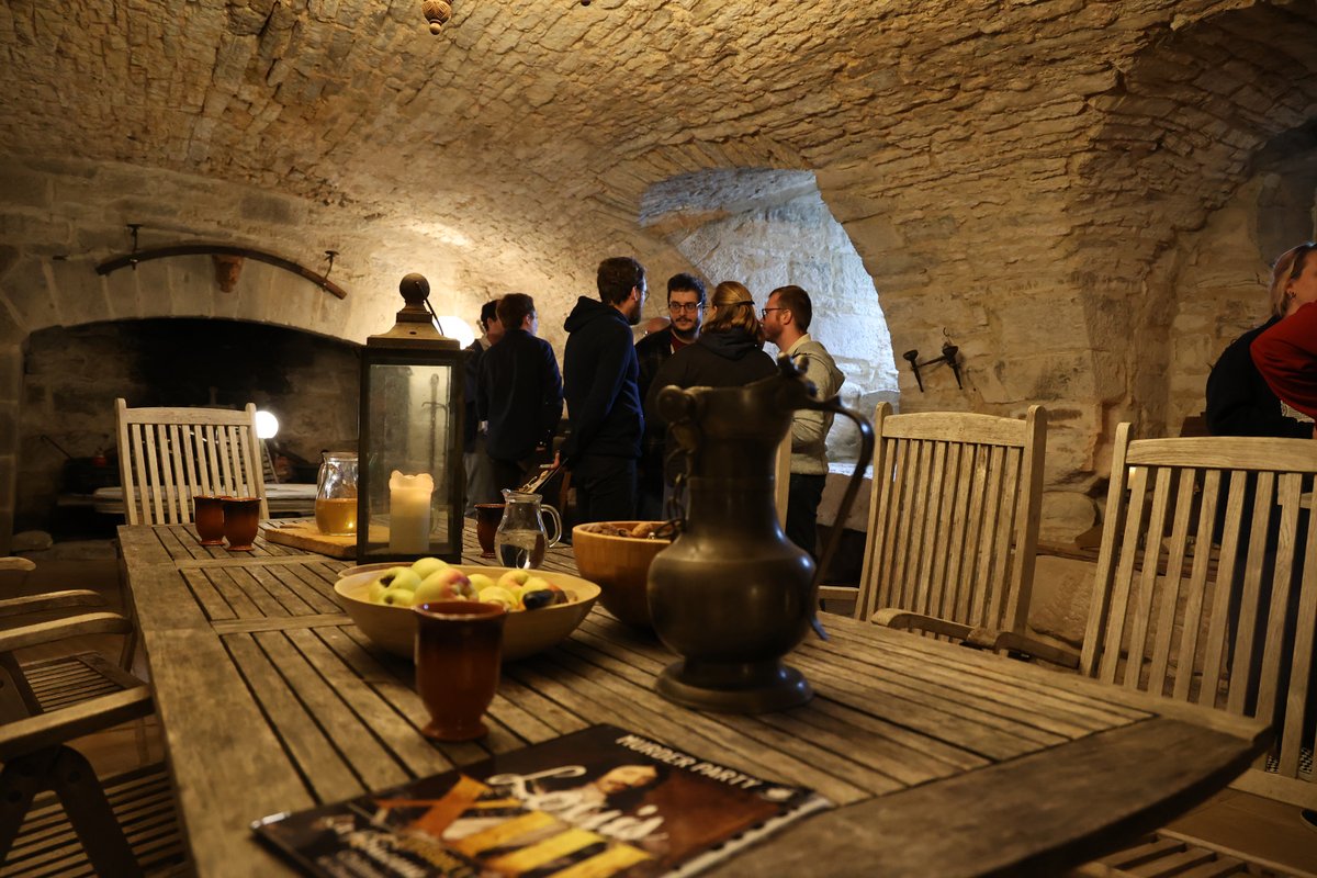 L'Aile Renaissance + la Tour Médiévale - 18 personnes à Saint-Chamarand (42)