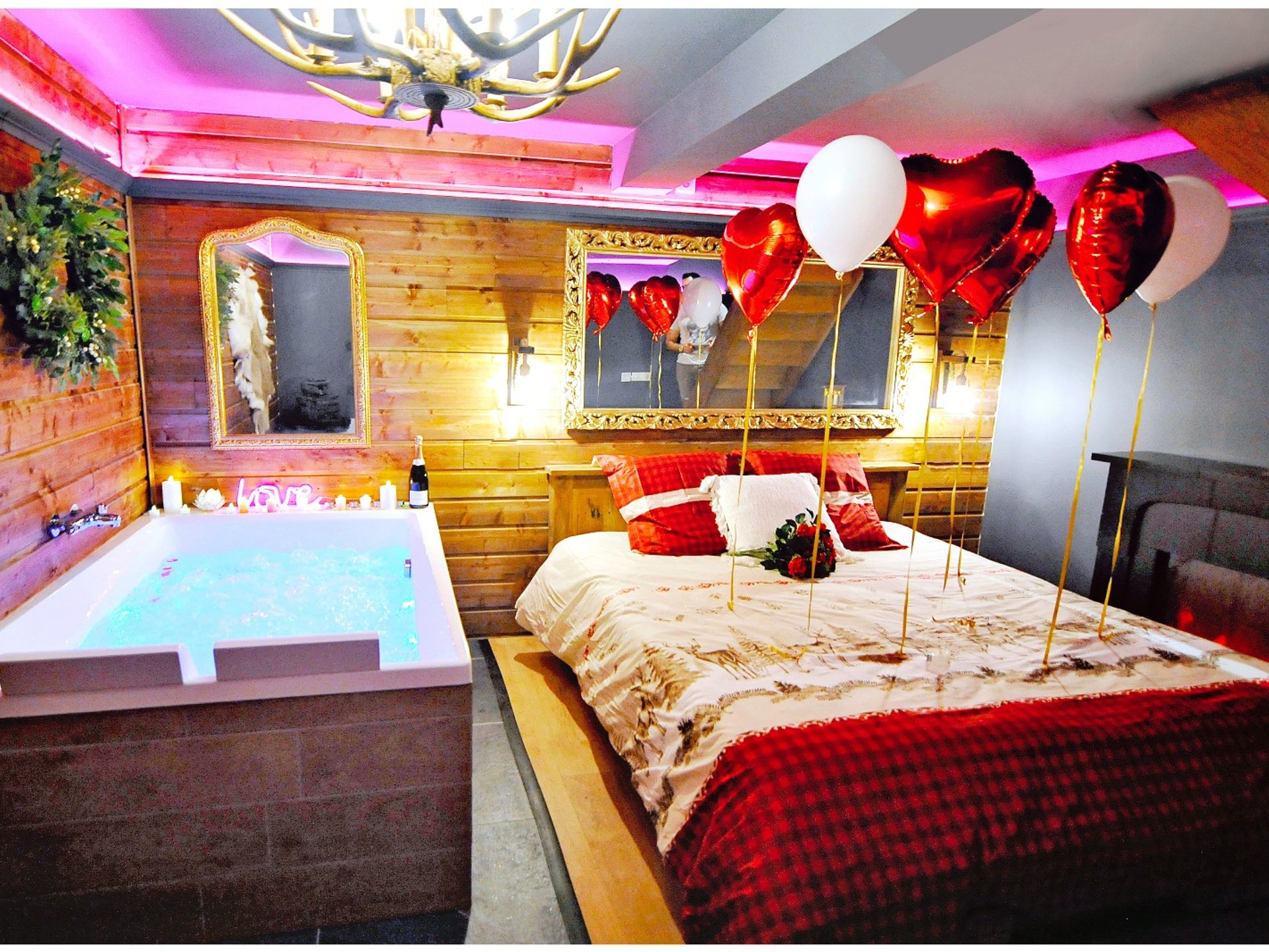 Chalet Romantique, SPA XXL, CINÉMA PRIVÉ, 5 min du centre