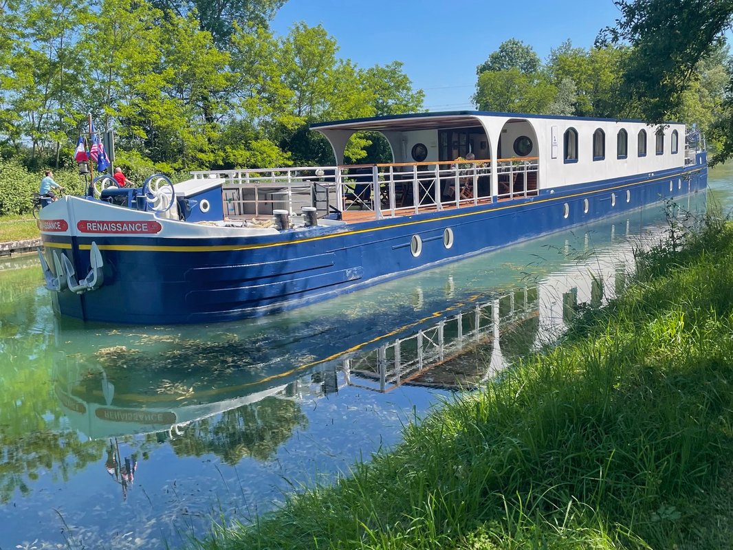 Escapade luxe avec bain nordique au bord du canal à Montcresson (41)