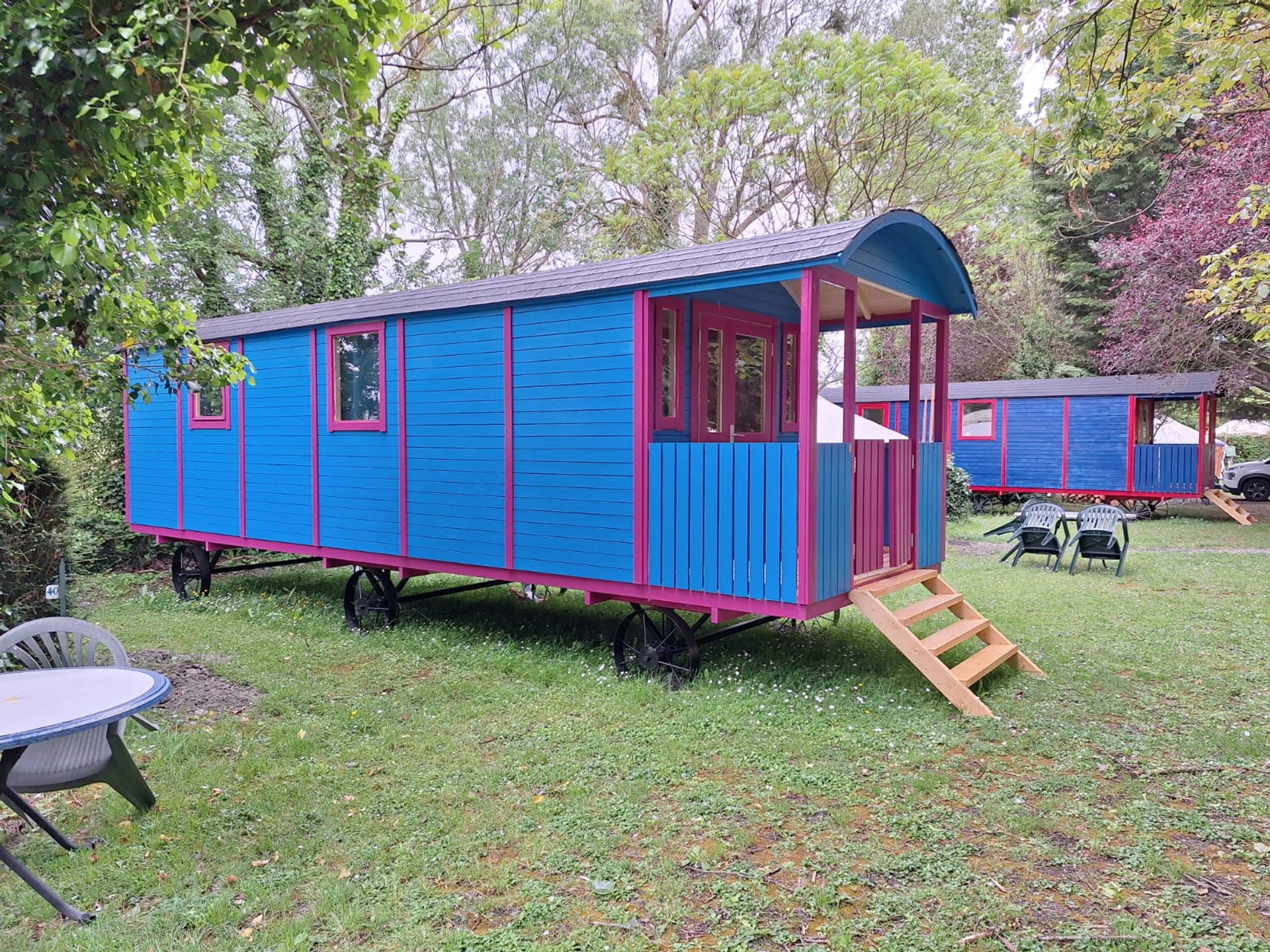 La roulotte du village insolite