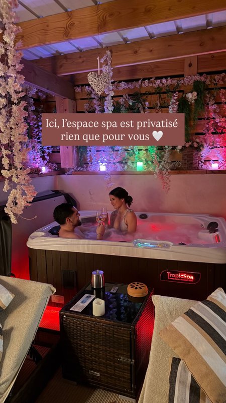 "M"ANON-Dôme Géodésique, piscine, spa et sauna. à Malves En Minervois (58)