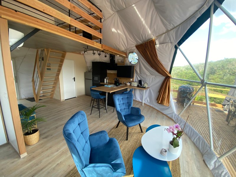 Domaine AbracadaRoom : Glamping Dôme les Cigales - Image 7