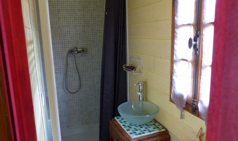 Hébergement AbracadaRoom : La Roulotte Verte du Lauragais - Image 7